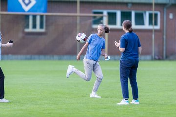 Bild 47 - wBJ Hamburger SV - Holstein Kiel : Ergebnis: 2:0